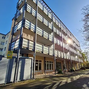 Modernes Mit Xl-balkon Apartment Hannover